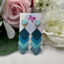 Turquoise Ombre Layered Squares
